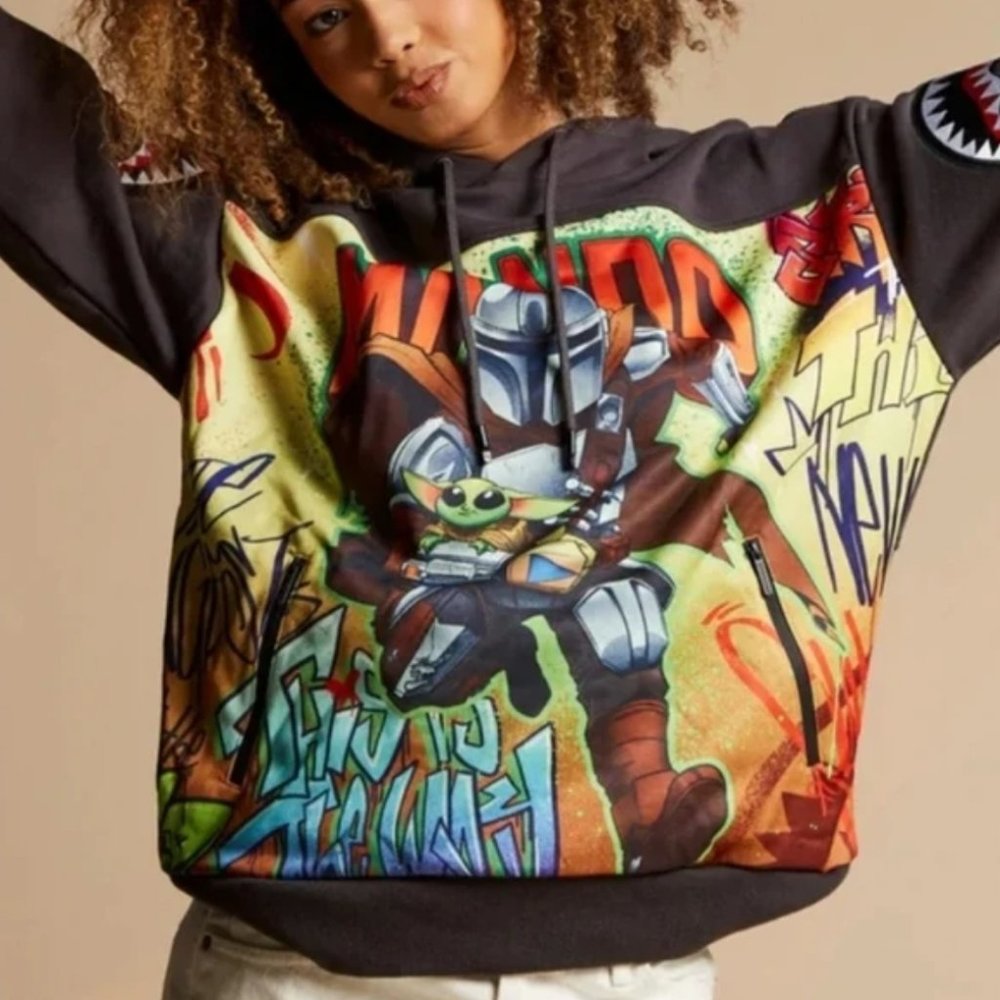 SOLD 🚫 Star Wars Sprayground Mandalorian On The Run Hoody (NWT)